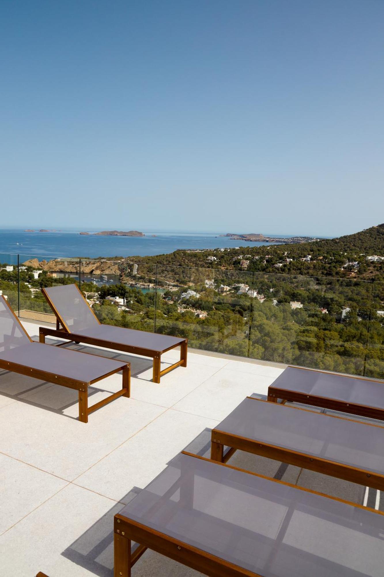 Cala Vadella Panoramic Retreat *